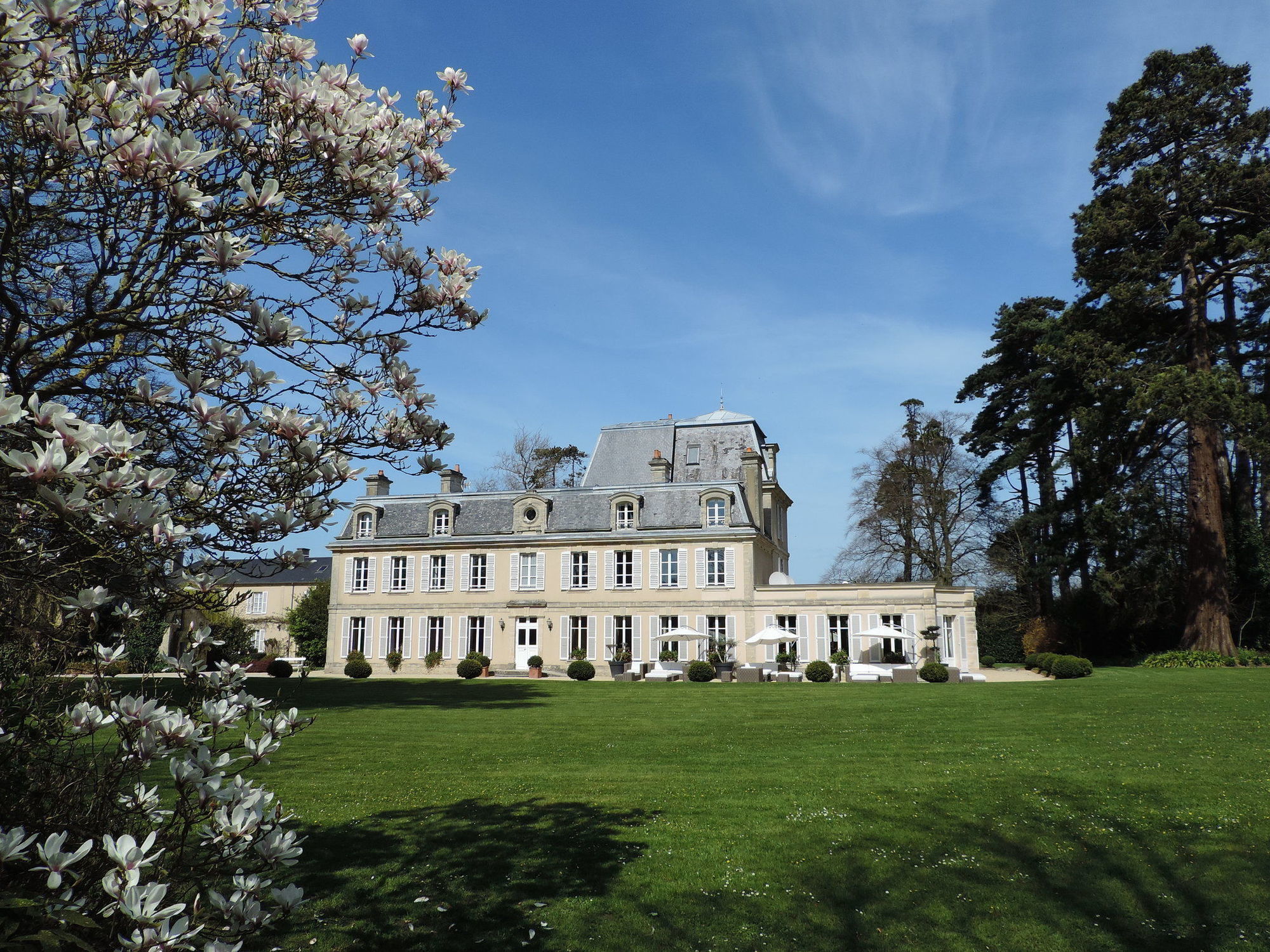 Chateau La Cheneviere 포르텡베징후팽 외부 사진